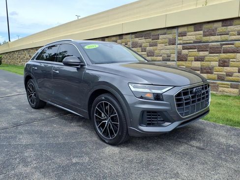 Used 2021 Audi Q8 Premium Plus w/ Premium Plus Package AWD/4WD image 2