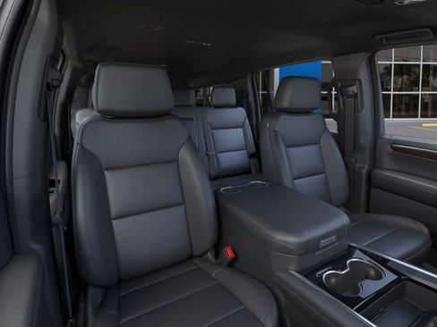 New 2026 Chevrolet Suburban Z71 AWD/4WD image 17