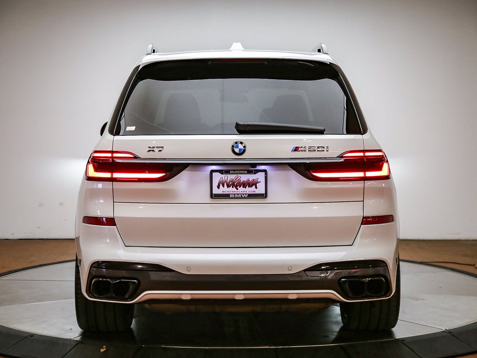 Used 2025 BMW X7 M60i AWD/4WD image 6