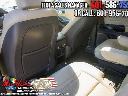 Certified 2020 Ford Explorer Platinum w/ Premium Technology Package AWD/4WD image 12