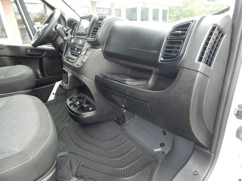 Used 2023 RAM ProMaster 2500 image 21