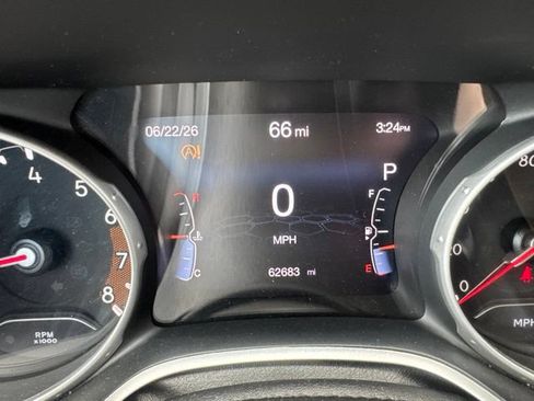 Used 2020 Jeep Compass Limited AWD/4WD image 15