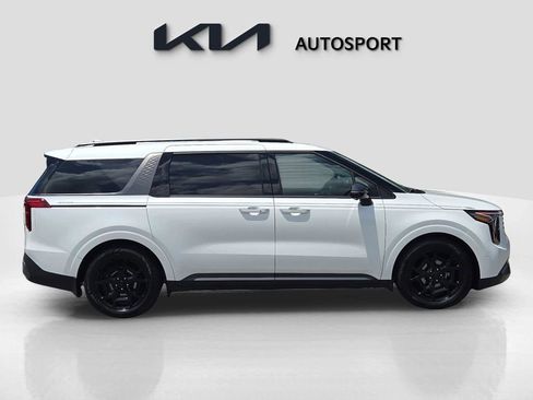 New 2026 Kia Carnival SX w/ SX Dark Edition Package image 7