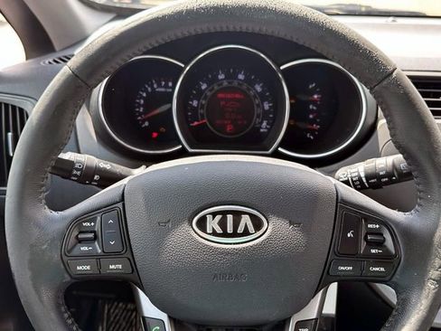 Used 2012 Kia Rio SX FWD image 18