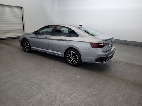 Used 2022 Volkswagen Jetta Sport FWD image 3