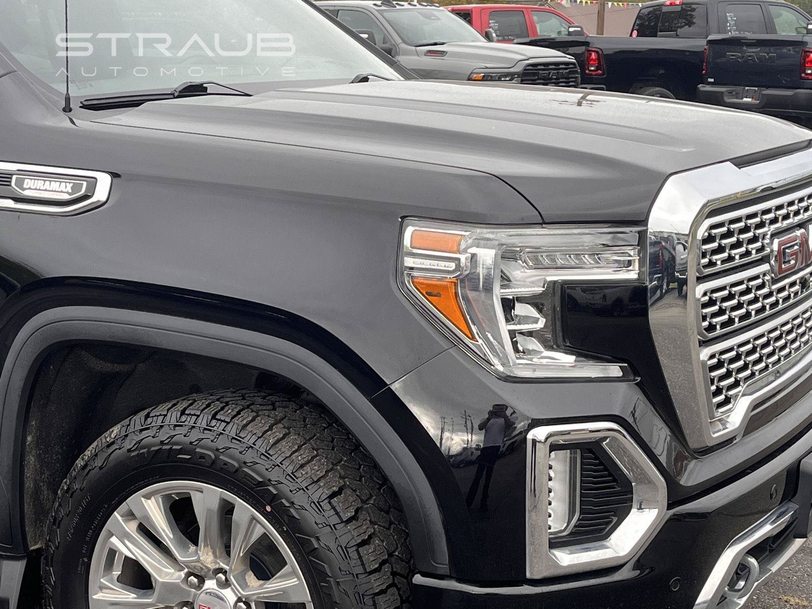 Used 2020 GMC Sierra 1500 Denali w/ Technology Package AWD/4WD image 10