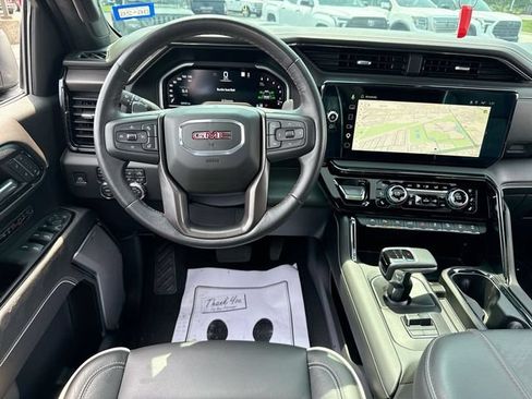 Used 2023 GMC Sierra 1500 AT4X AWD/4WD image 14