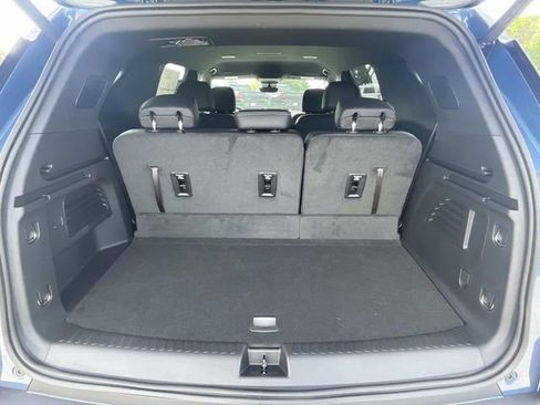 New 2026 Chevrolet Traverse LT w/ Midnight/Sport Edition FWD image 8