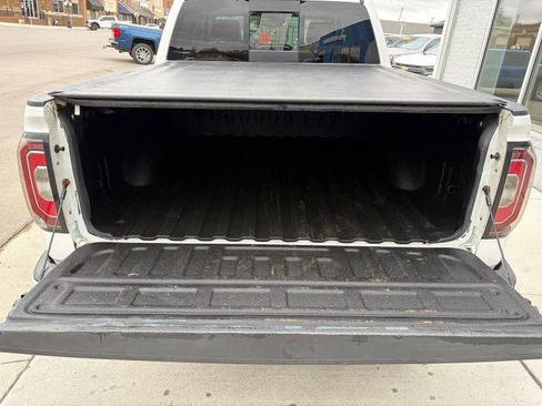 Used 2017 GMC Sierra 1500 Denali AWD/4WD image 23