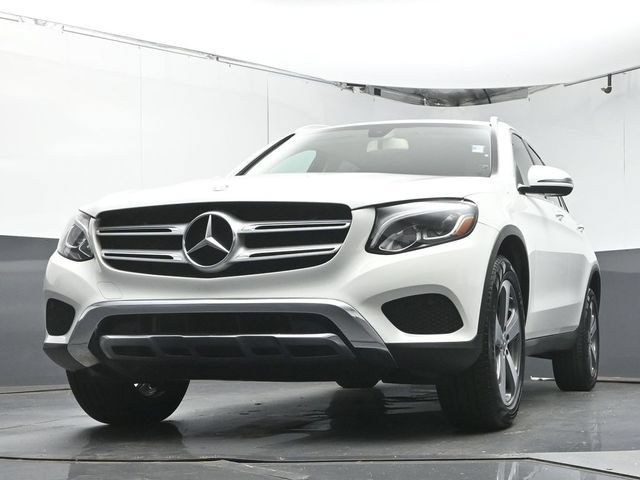 Used 2017 Mercedes-Benz GLC 300 4MATIC image 35