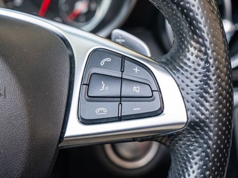 Used 2017 Mercedes-Benz SLC 300 image 20