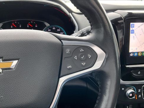 Used 2021 Chevrolet Traverse High Country image 25