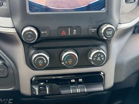 Used 2022 RAM 2500 Big Horn image 29