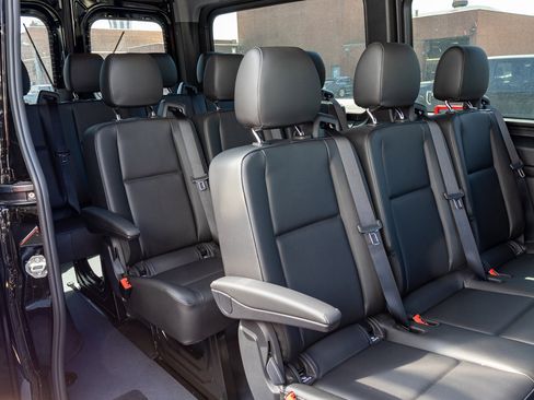 New 2024 Mercedes-Benz Sprinter 2500 image 21