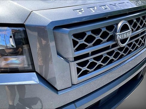 Used 2023 Nissan Frontier SV w/ Technology Package AWD/4WD image 31