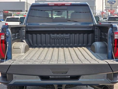 New 2026 GMC Sierra 2500 Denali Ultimate AWD/4WD image 14