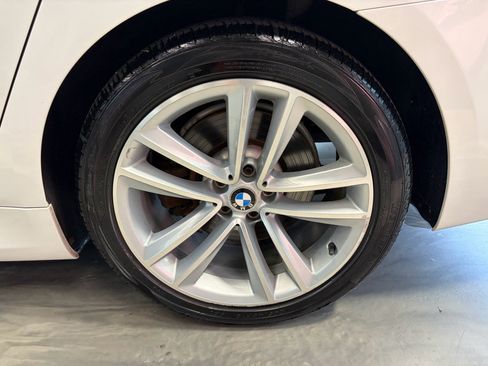Used 2017 BMW 750i xDrive AWD/4WD image 26