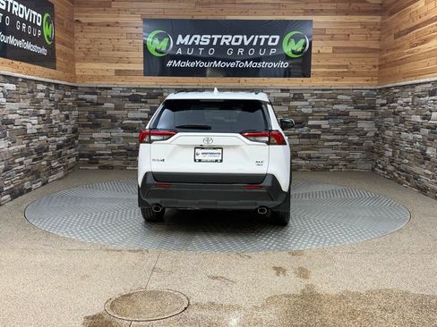 Used 2020 Toyota RAV4 XLE w/ Convenience Package AWD/4WD image 8