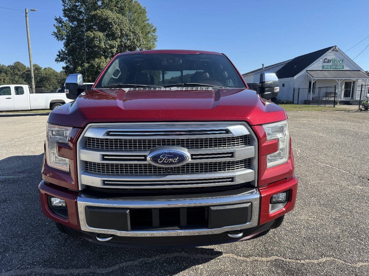 Used 2016 Ford F150 Platinum w/ Equipment Group 701A Luxury AWD/4WD image 8