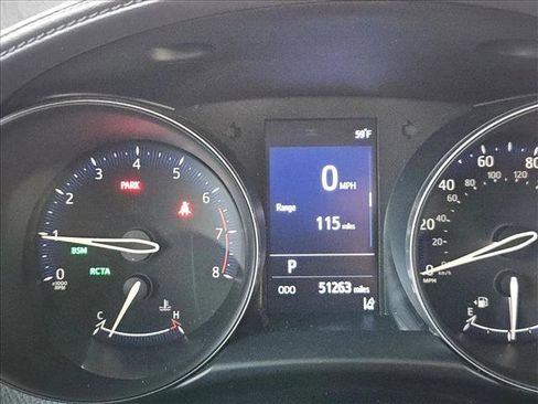 Used 2019 Toyota C-HR XLE image 7