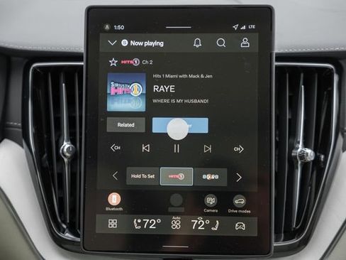 New 2026 Volvo XC60 T8 Ultra w/ Protection Package Premier image 22