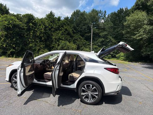 Used 2017 Lexus RX 350 AWD w/ Premium Package image 28