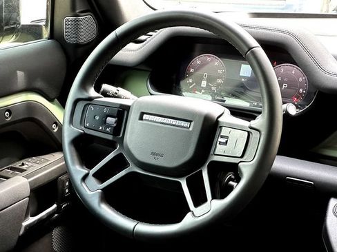 Used 2023 Land Rover Defender 110 75th Limited Edition AWD/4WD image 32