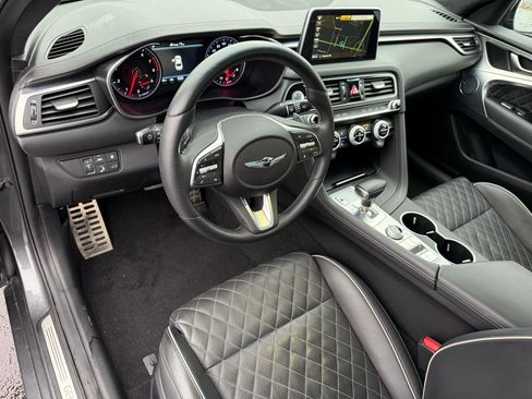 Used 2019 Genesis G70 3.3T Advanced w/ Sport Package image 11