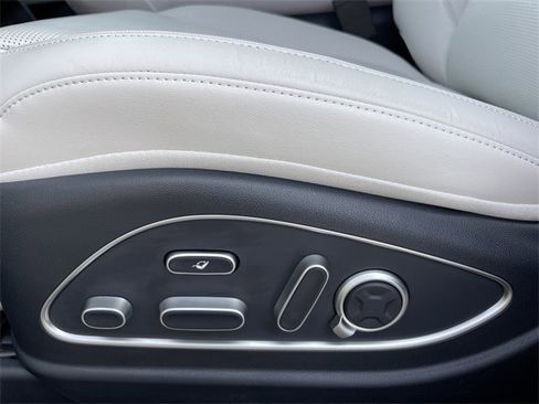 Used 2026 Hyundai Palisade Calligraphy image 25