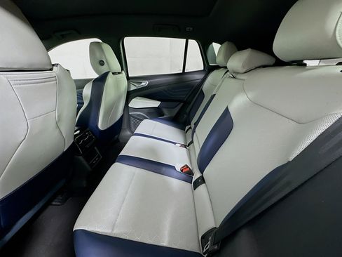 Used 2023 Volkswagen ID.4 Pro S AWD/4WD image 27