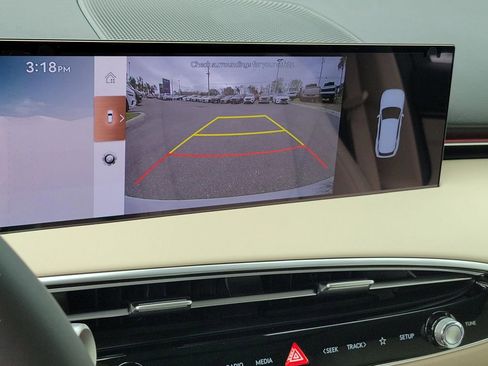 New 2026 Genesis GV70 2.5T Select AWD/4WD image 31