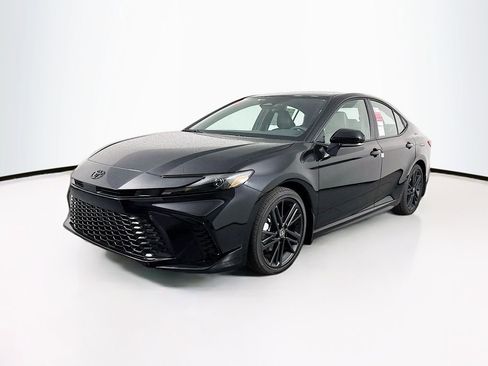 New 2026 Toyota Camry Hybrid image 3