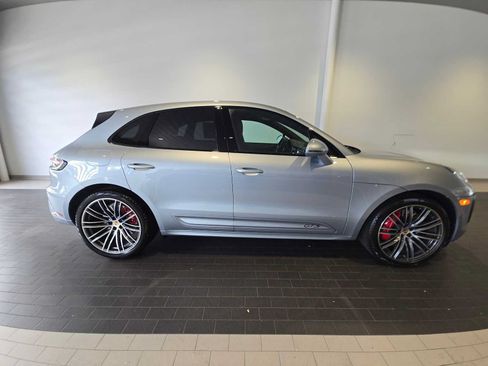 Used 2023 Porsche Macan GTS AWD/4WD image 8