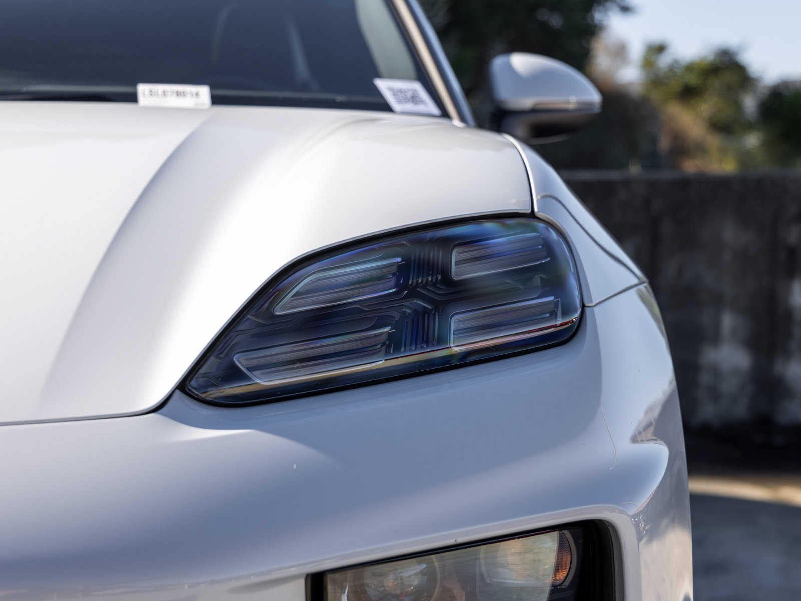 Certified 2025 Porsche Macan Electric RWD image 17