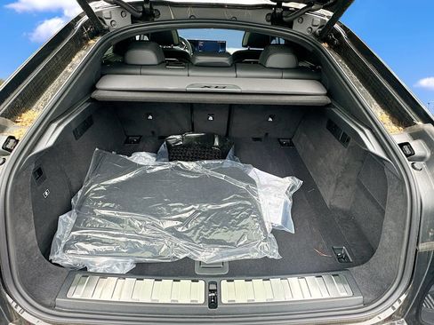New 2026 BMW X6 M60i AWD/4WD image 28