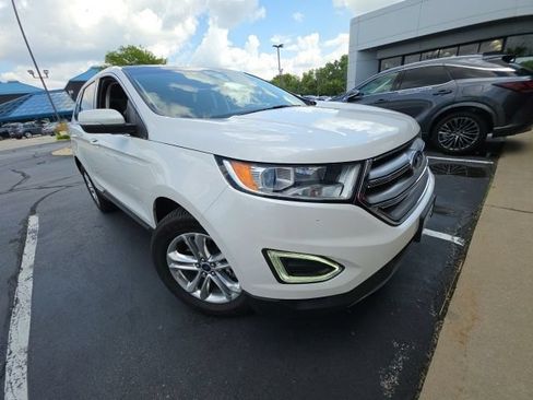 Used 2017 Ford Edge SEL w/ Equipment Group 201A AWD/4WD image 3