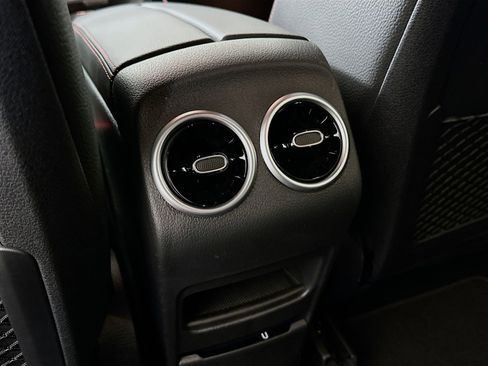 New 2026 Mercedes-Benz GLB 250 image 25