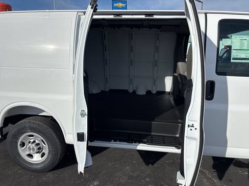 New 2025 Chevrolet Express 2500 w/ Driver Convenience Package RWD image 33