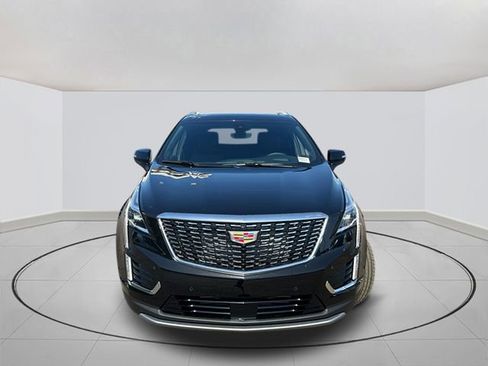 New 2026 Cadillac XT5 Premium Luxury image 2