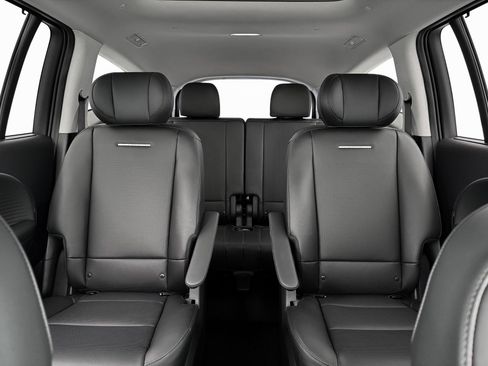 New 2026 Hyundai Ioniq 9 Limited image 16