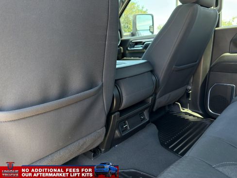 Used 2024 Chevrolet Silverado 3500 LT AWD/4WD image 20
