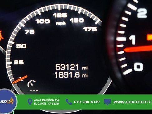 Used 2020 Porsche Cayenne AWD/4WD image 3