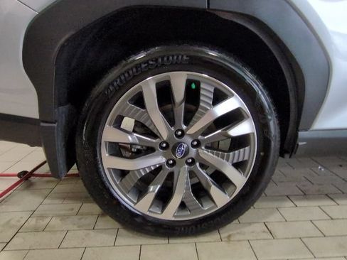 Used 2025 Subaru Forester Touring AWD/4WD image 29