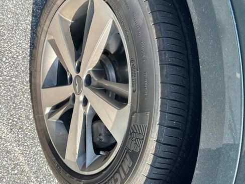 Used 2023 Genesis GV80 3.5T Advanced + AWD/4WD image 5