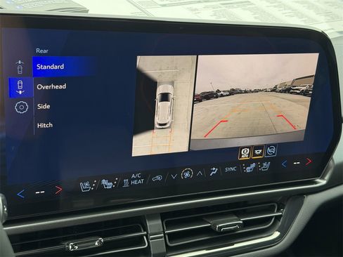 New 2026 Chevrolet Equinox EV RS image 16