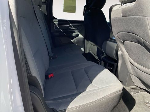 Used 2022 RAM 1500 Big Horn AWD/4WD image 13