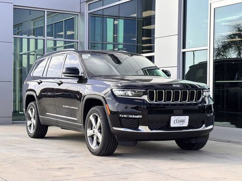 New 2025 Jeep Grand Cherokee L Limited RWD image 2