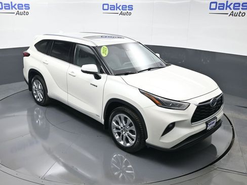 Used 2021 Toyota Highlander Limited image 49