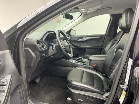 Certified 2023 Ford Escape Platinum image 3
