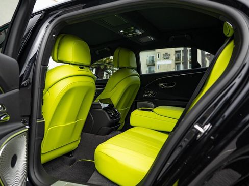 Used 2024 Bentley Flying Spur S V8 image 19